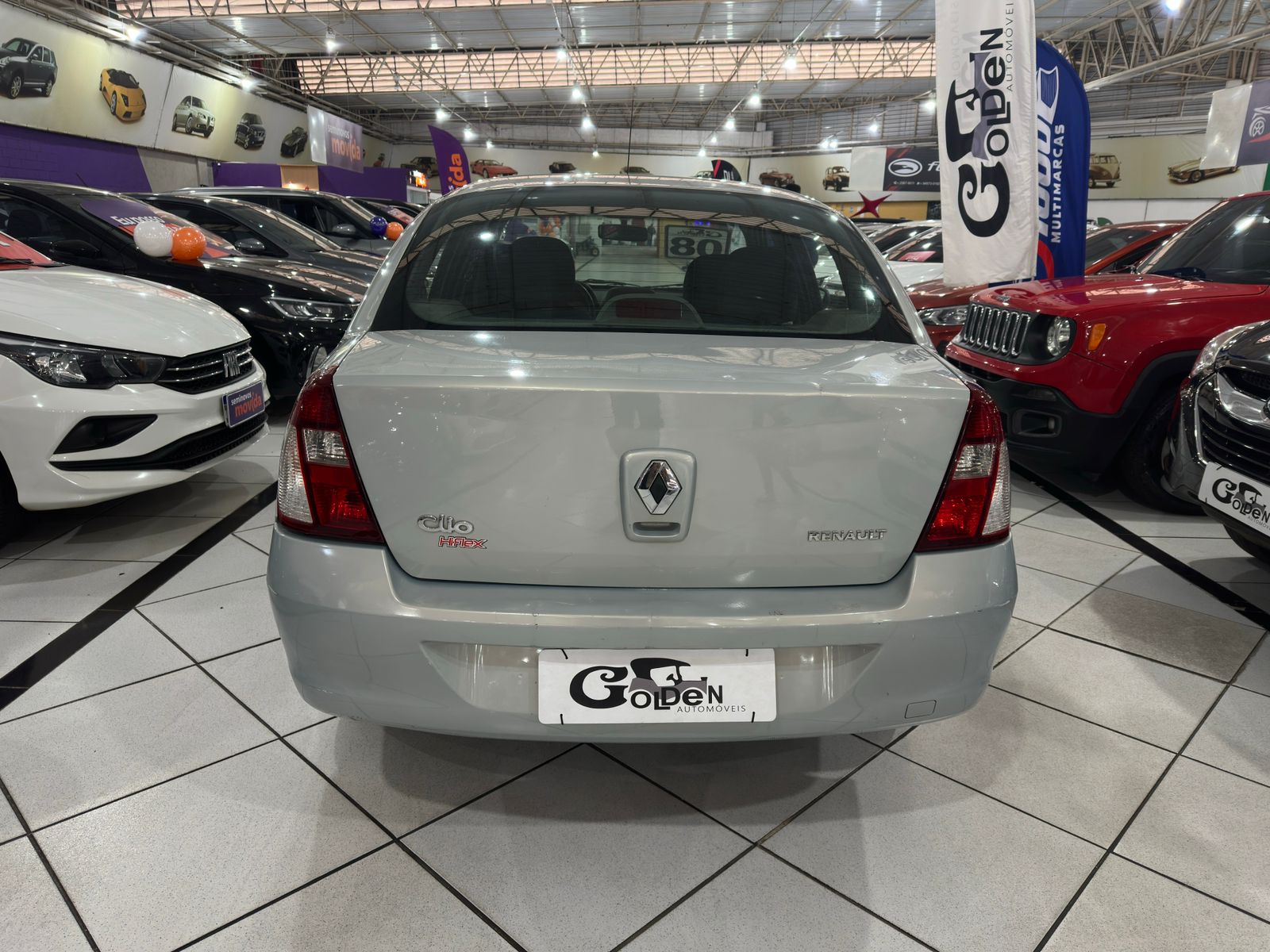 Renault Clio Privilège Sedan 1.0 - foto 5