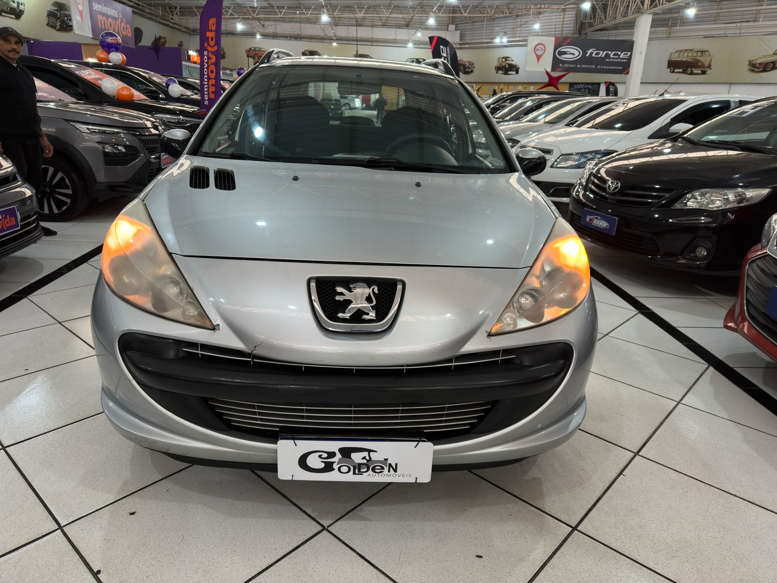 Peugeot 207 SW XR 1.4 Flex 8V 5p - foto 2