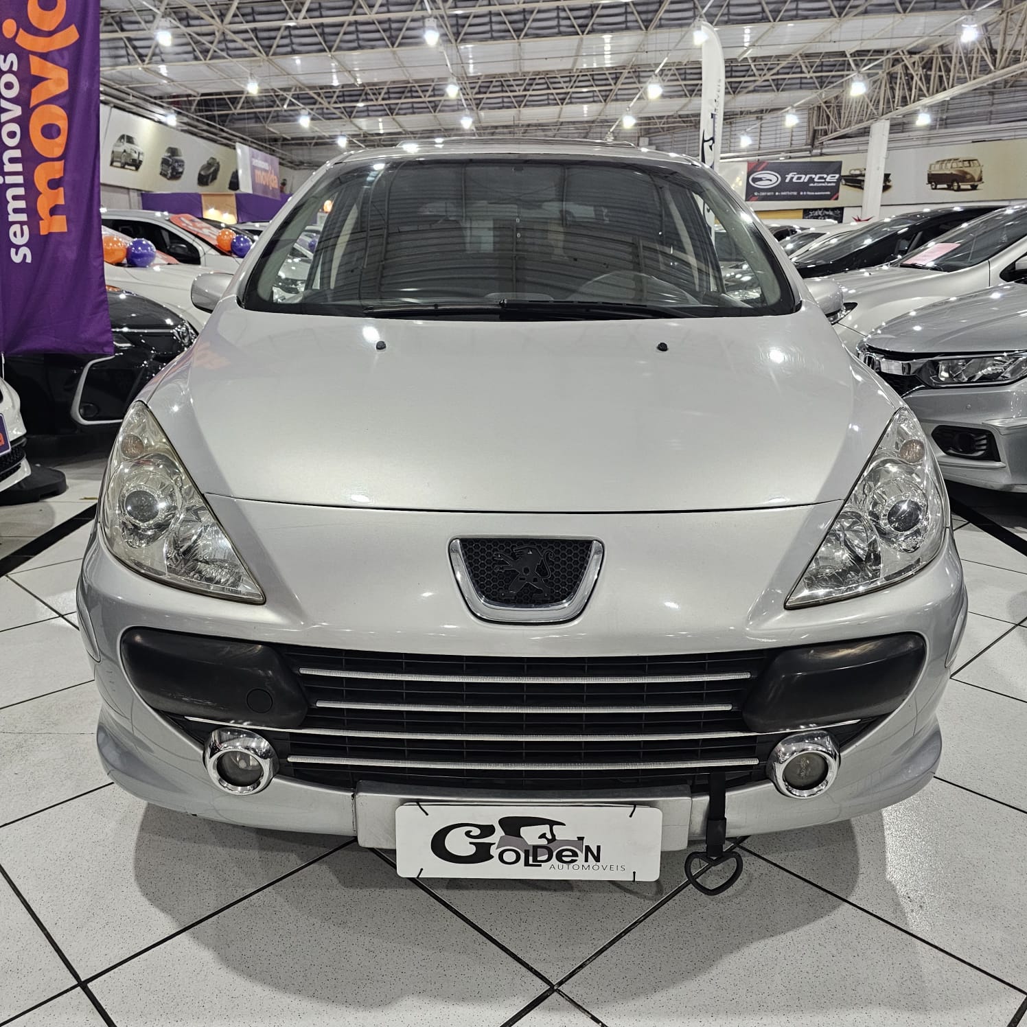 Peugeot 307 Presence 1.6 Flex 16V 5p - foto 2