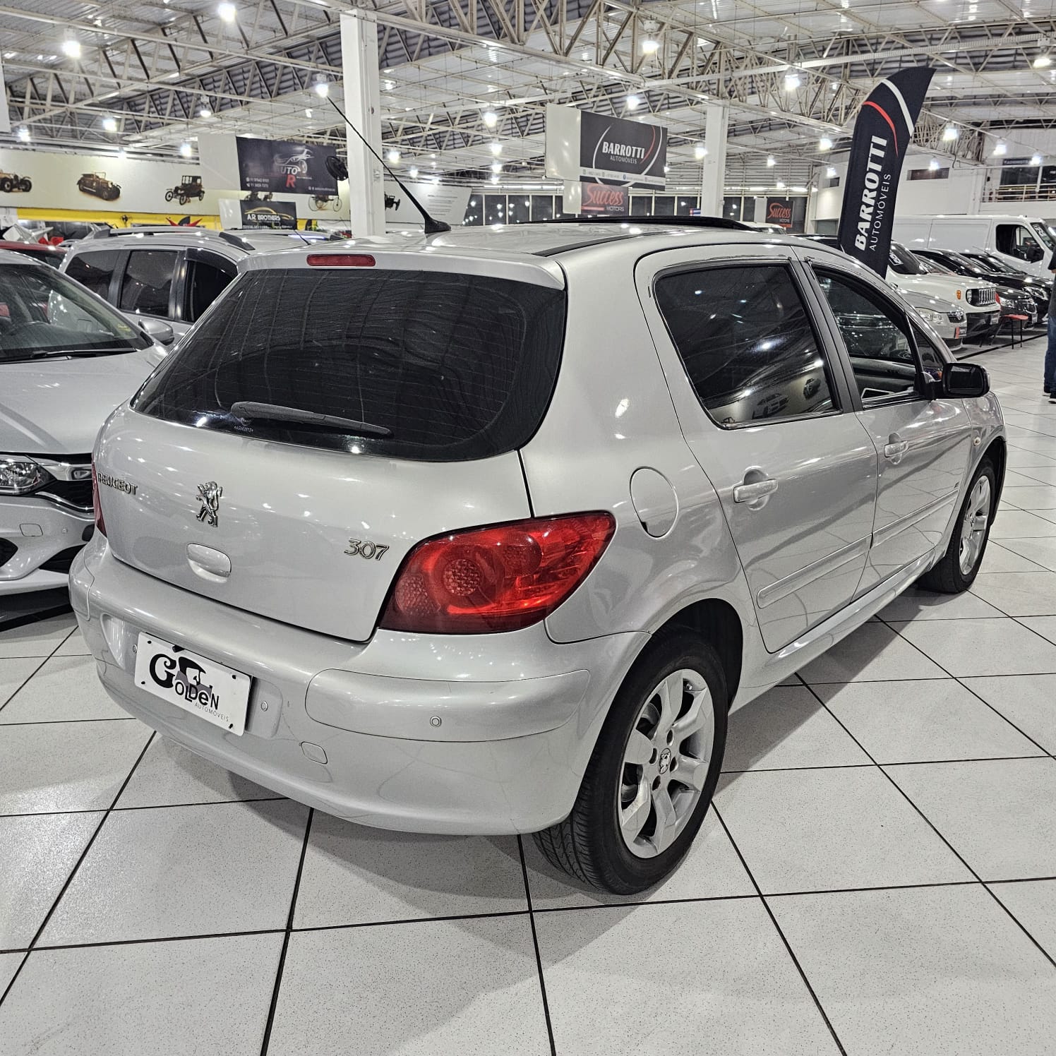 Peugeot 307 Presence 1.6 Flex 16V 5p - foto 4